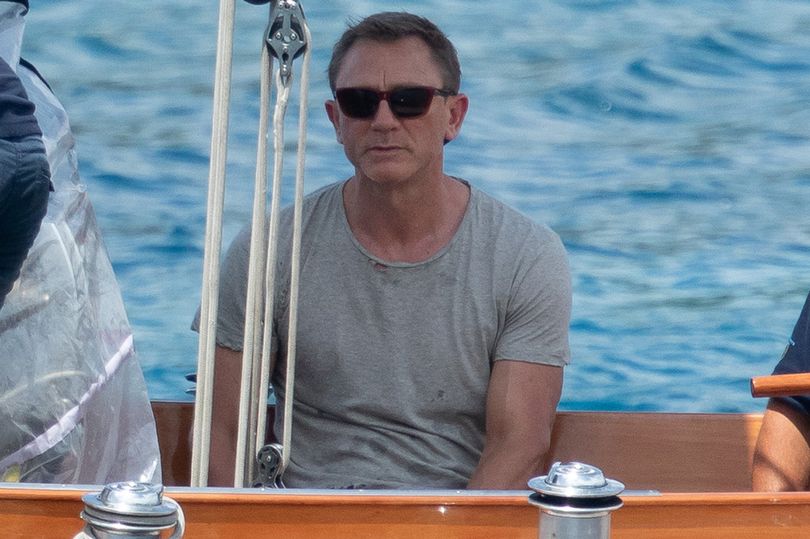 Daniel Craig films Bond 25 on sailing boat in Jamaica — with Union Jack flying